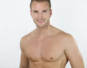 Male Chest Reduction – Gynecomastia Vaser liposuction